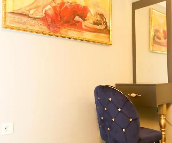 Aparthotel Grand Moon 4*