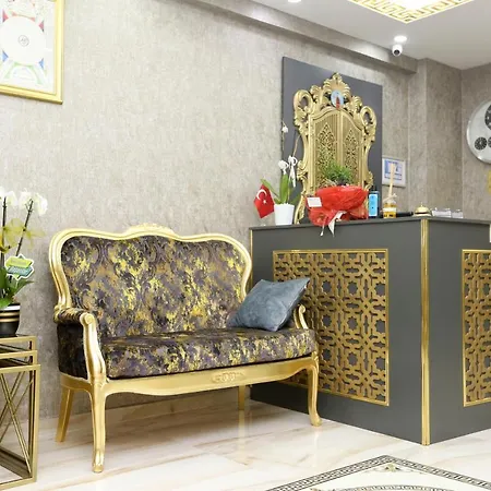 Grand Moon Aparthotel