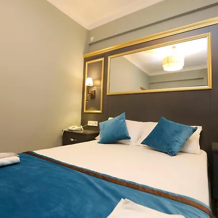 מלון דירות Grand Moon 4*