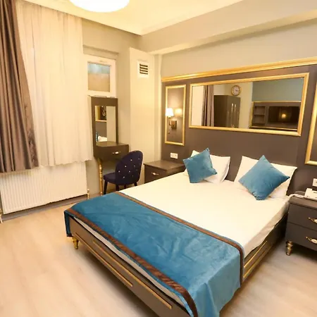 Grand Moon Aparthotel