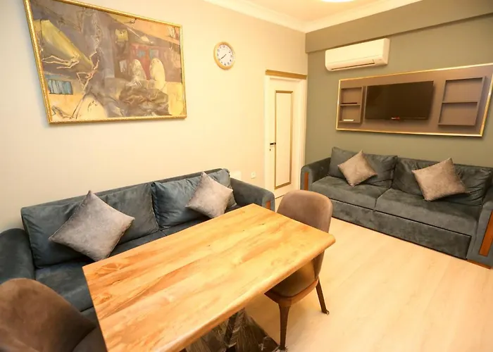 Aparthotel Grand Moon 4*